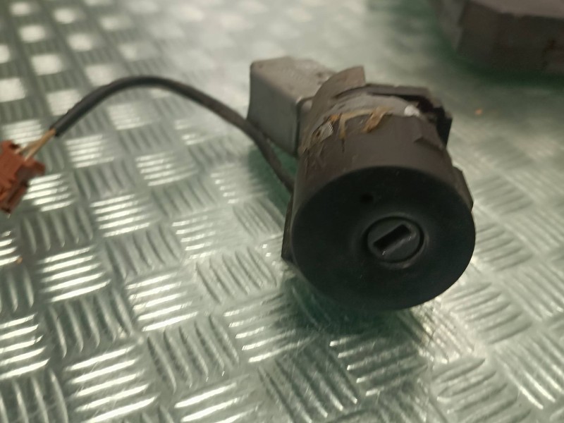 Recambio de centralita motor uce para peugeot 307 berlina (s2) referencia OEM IAM 0281012985 9661940480 KIT - BOSCH