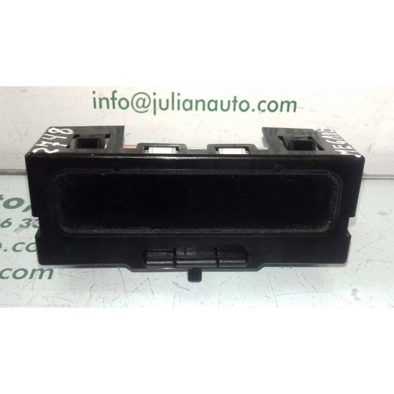 Recambio de pantalla multifuncion para renault megane ii berlina 5p confort authentique referencia OEM IAM 8200107839  SAGEM