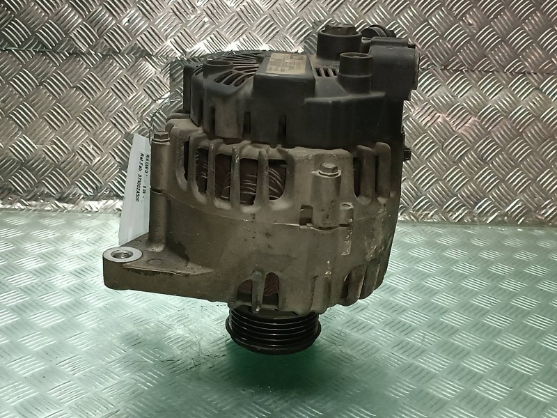 Recambio de alternador para kia cee´d referencia OEM IAM 373002A500 VALEO 120A