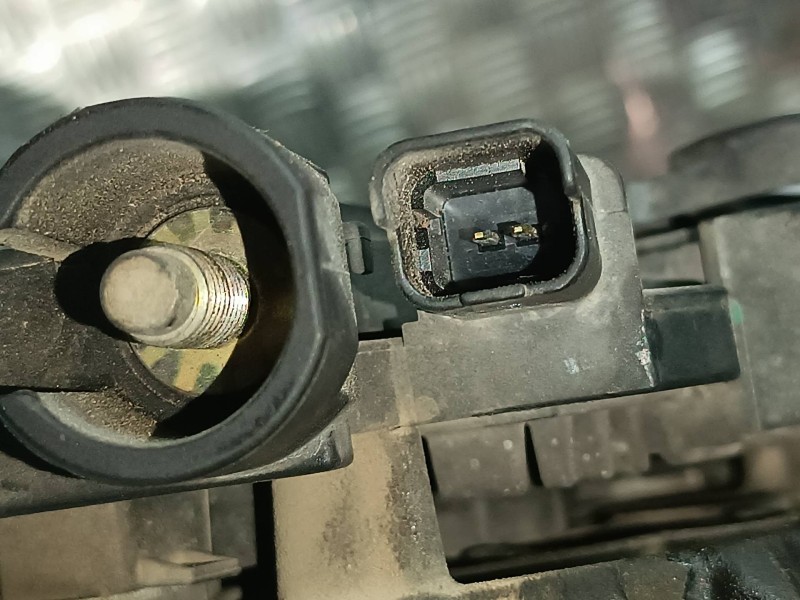 Recambio de alternador para peugeot 307 berlina (s2) referencia OEM IAM 9646321880 0124525035 150A