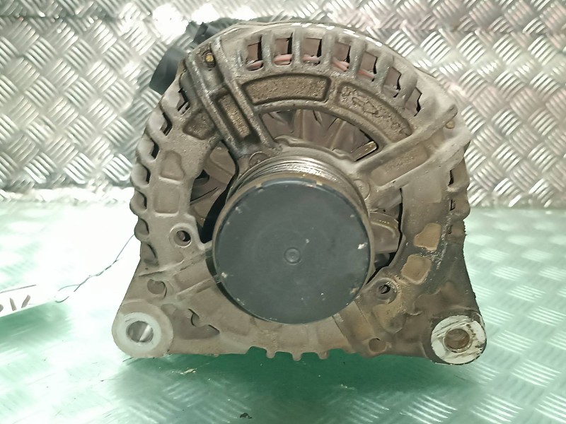 Recambio de alternador para peugeot 307 berlina (s2) referencia OEM IAM 9646321880 0124525035 150A