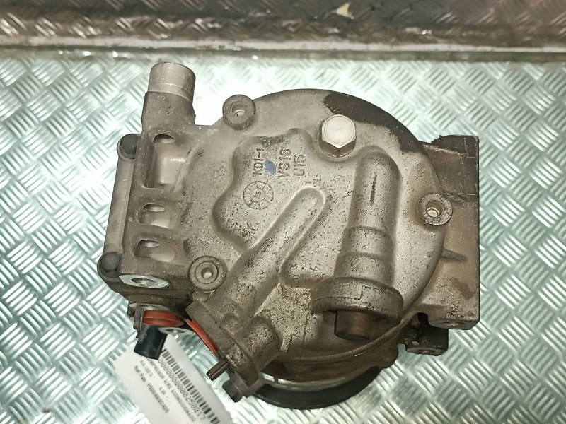 Recambio de compresor aire acondicionado para kia cee´d referencia OEM IAM F500AN6CA06 VS16U15 HCC