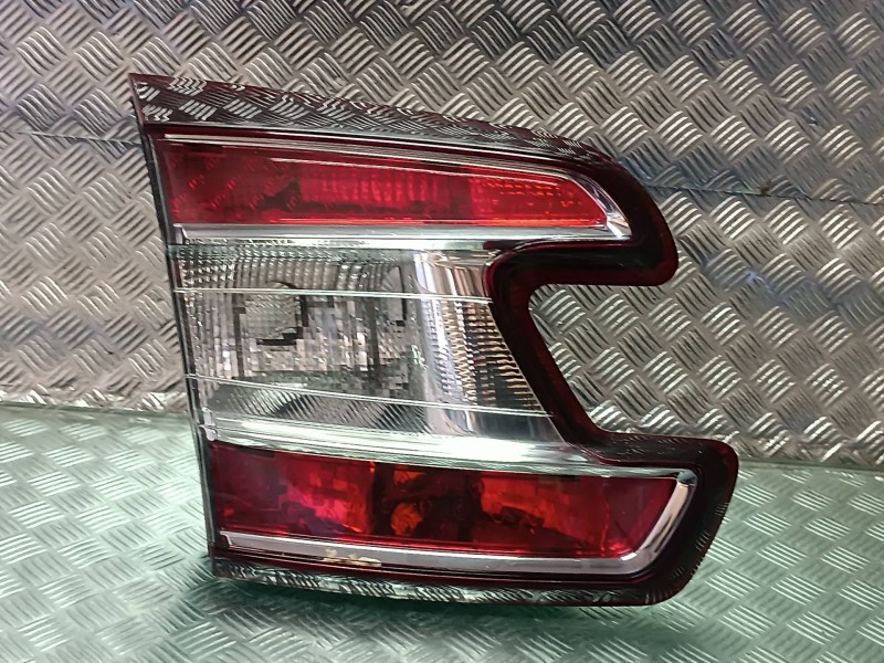 Recambio de piloto trasero izquierdo interior para renault megane iii berlina 5 p referencia OEM IAM 89319411 26550028R 