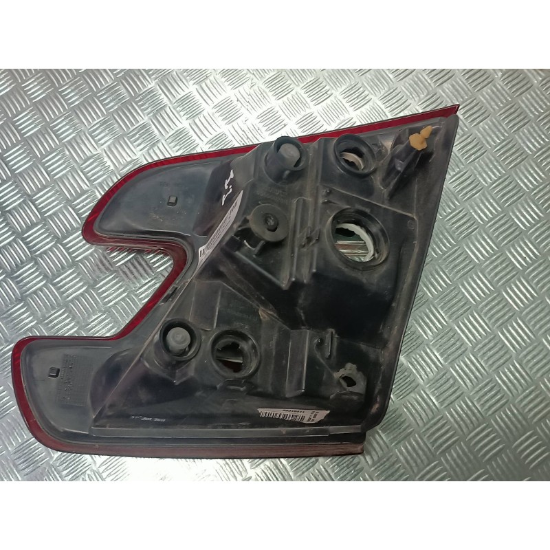 Recambio de piloto trasero izquierdo interior para renault megane iii berlina 5 p referencia OEM IAM 89319411 26550028R 