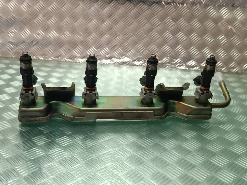 Recambio de rampa inyectora para nissan micra (k12e) acenta referencia OEM IAM 0280158013 16600AX200 