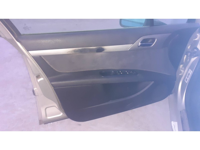 peugeot 407 del año 2005