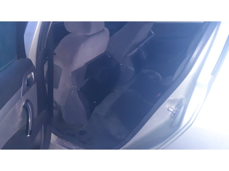 peugeot 407 del año 2005