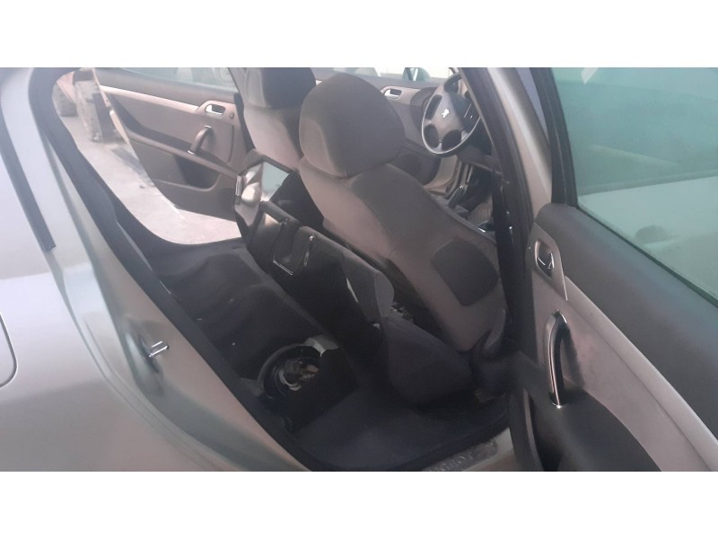 peugeot 407 del año 2005