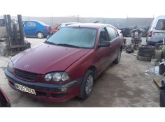 toyota avensis berlina (t 22) del año 1999