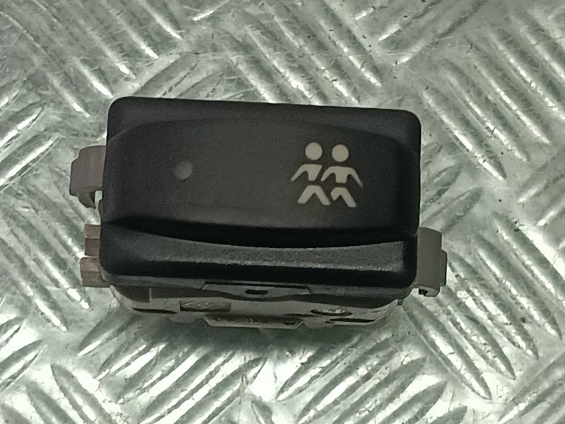 Recambio de interruptor para renault scenic ii referencia OEM IAM 308864A 329400H BLOQUEO PUERTAS