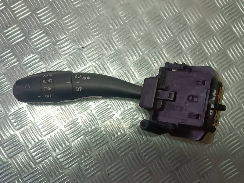 Recambio de mando luces para kia cee´d referencia OEM IAM 934101H400  SW40