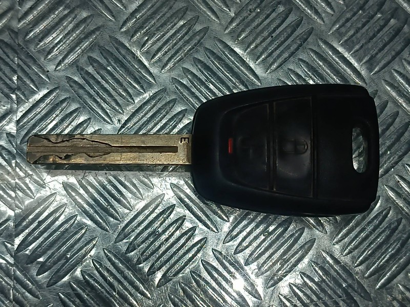 Recambio de conmutador de arranque para kia cee´d referencia OEM IAM C6L02  6 PINES