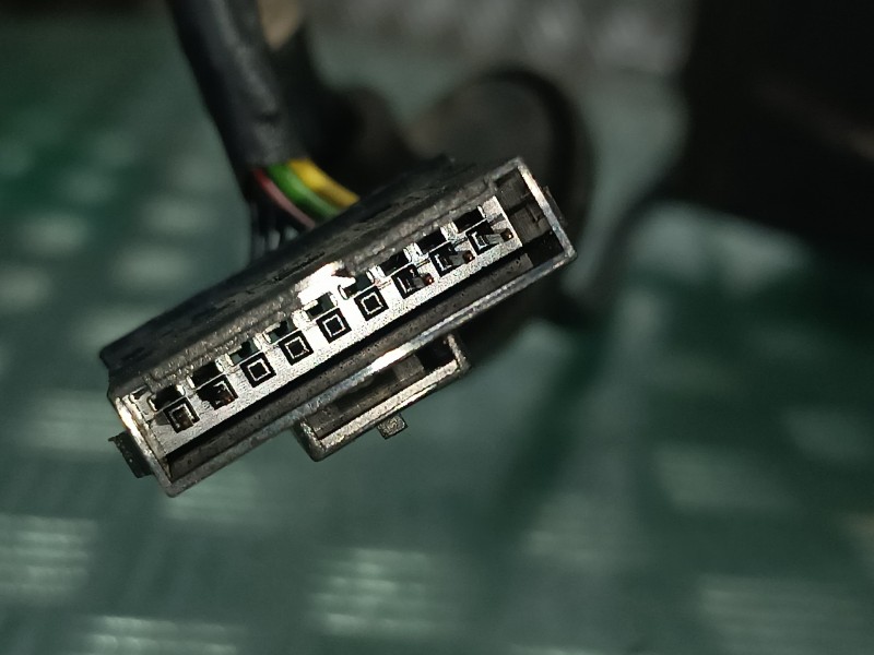 Recambio de retrovisor derecho para opel zafira a referencia OEM IAM 010850 5 CABLES ELECTRICO