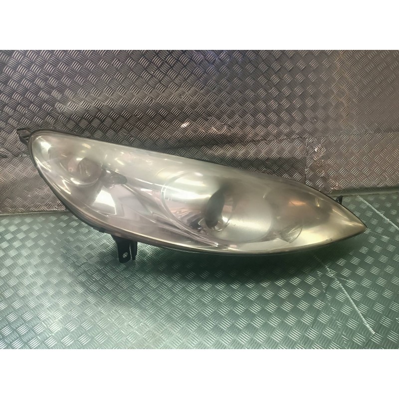 Recambio de faro derecho para peugeot 407 referencia OEM IAM 0301213202 966023598002 7 PINES