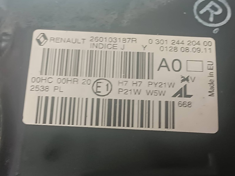 Recambio de faro derecho para renault megane iii berlina 5 p referencia OEM IAM 260103187R 030124420400 1305239314