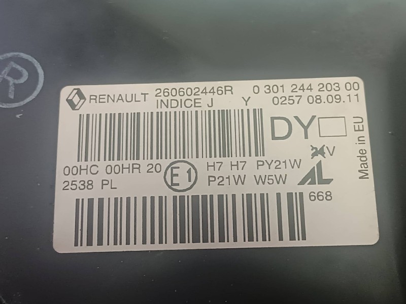 Recambio de faro izquierdo para renault megane iii berlina 5 p referencia OEM IAM 260602446R 030124420300 1305630711