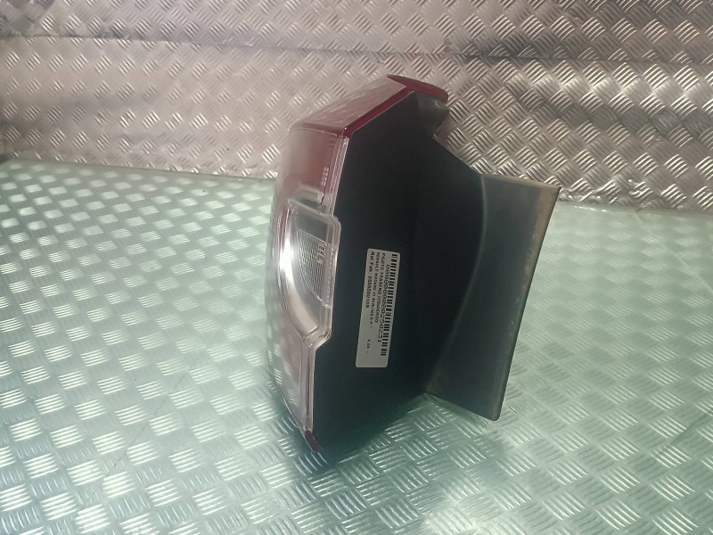 Recambio de piloto trasero izquierdo para renault megane iii berlina 5 p referencia OEM IAM 265550010R 89319375 4 PINES