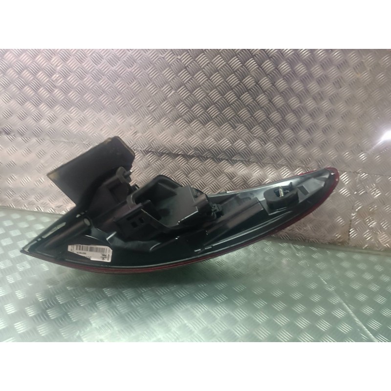 Recambio de piloto trasero izquierdo para renault megane iii berlina 5 p referencia OEM IAM 265550010R 89319375 4 PINES