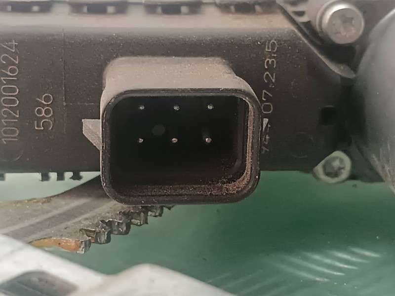 Recambio de elevalunas delantero izquierdo para opel zafira a referencia OEM IAM 994886102 0130821454 ELECTRICO