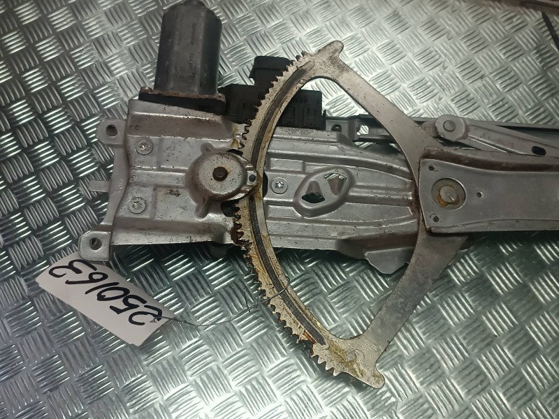 Recambio de elevalunas trasero derecho para opel zafira a referencia OEM IAM 994887102 0130821456 ELECTRICO