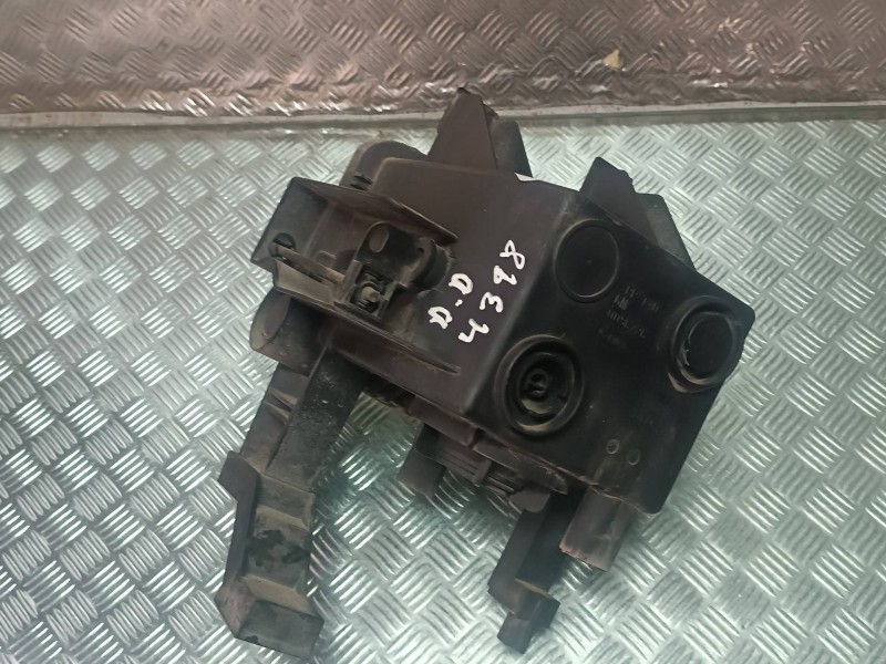 Recambio de faro antiniebla derecho para opel zafira a referencia OEM IAM 62101R 24462134 2 PINES