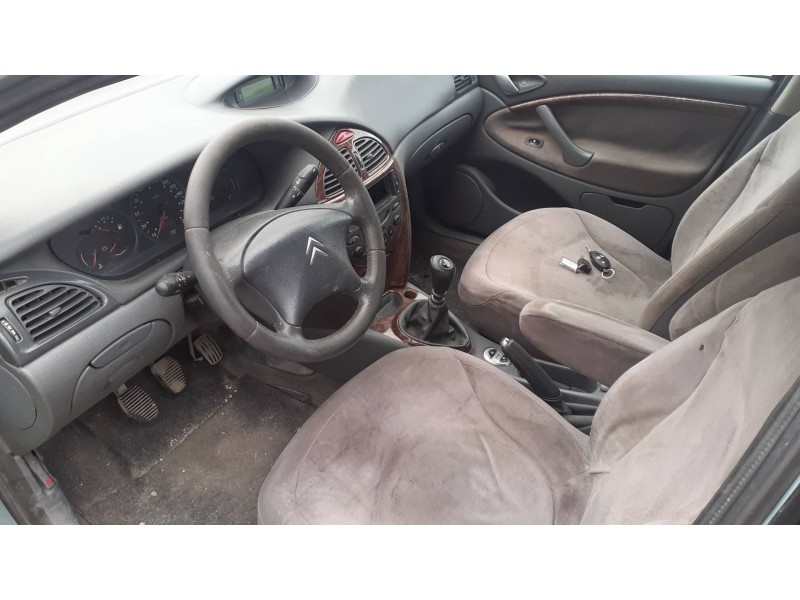 citroen c5 berlina del año 2002