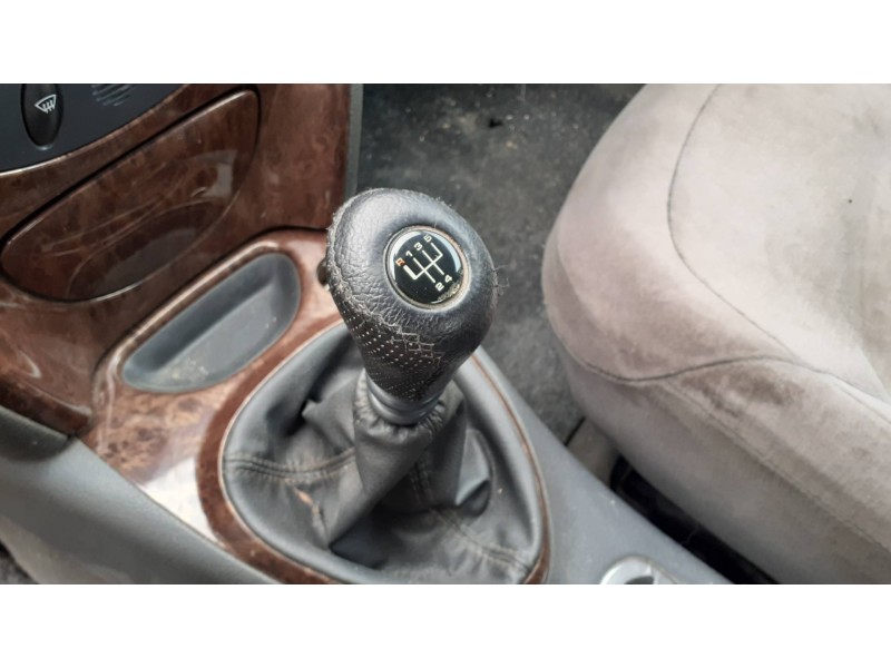 citroen c5 berlina del año 2002