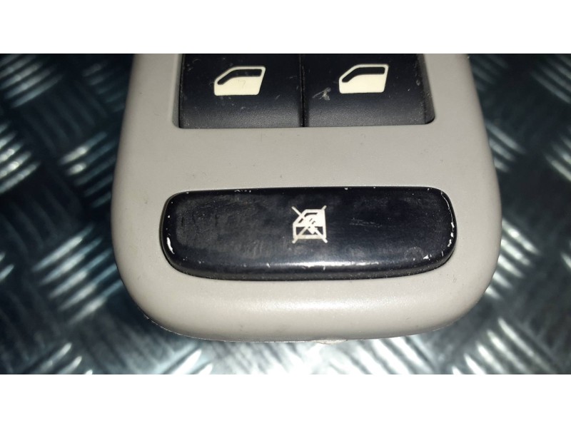 Recambio de mando elevalunas delantero izquierdo para citroen c5 berlina referencia OEM IAM 532697045 96514299ZW 532697001