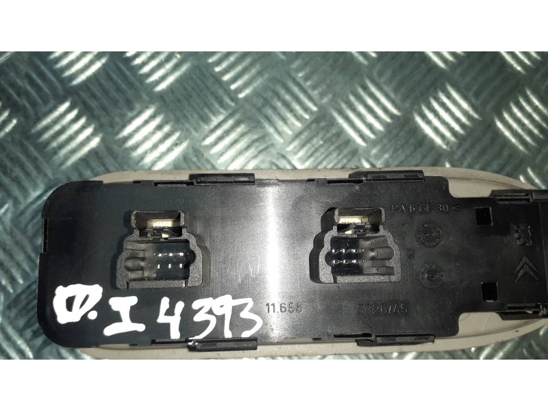 Recambio de mando elevalunas delantero izquierdo para citroen c5 berlina referencia OEM IAM 532697045 96514299ZW 532697001