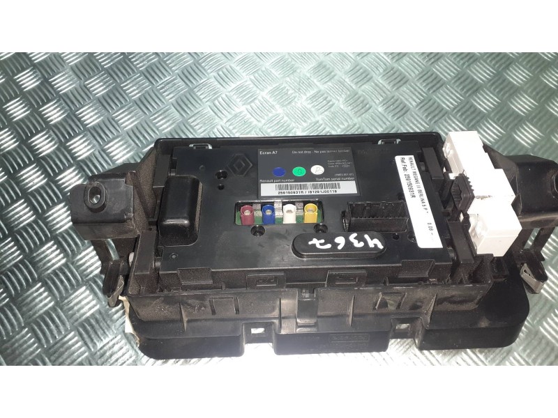 Recambio de pantalla multifuncion para renault megane iii berlina 5 p referencia OEM IAM 259150931R 682470010R 281199664