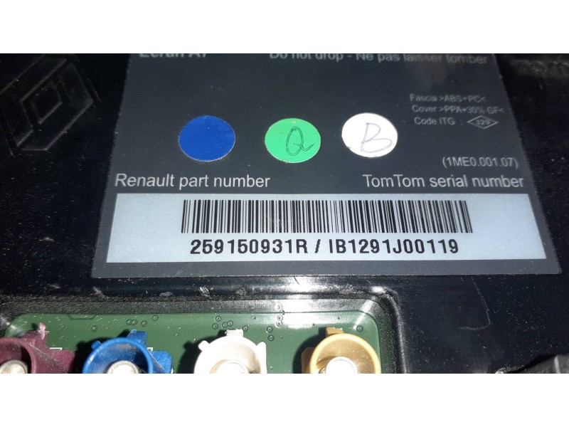 Recambio de pantalla multifuncion para renault megane iii berlina 5 p referencia OEM IAM 259150931R 682470010R 281199664