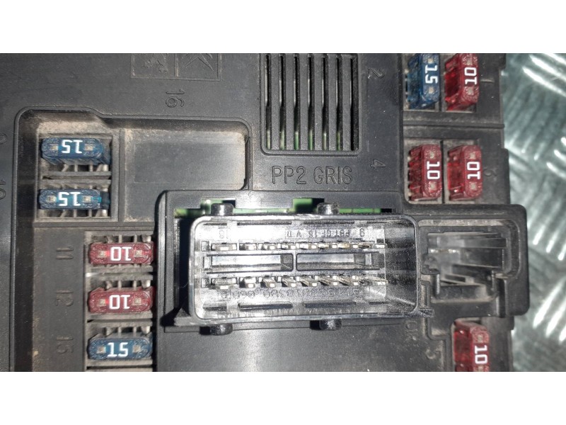Recambio de caja reles / fusibles para citroen c5 berlina referencia OEM IAM S118470003E BSM B3 964349888000