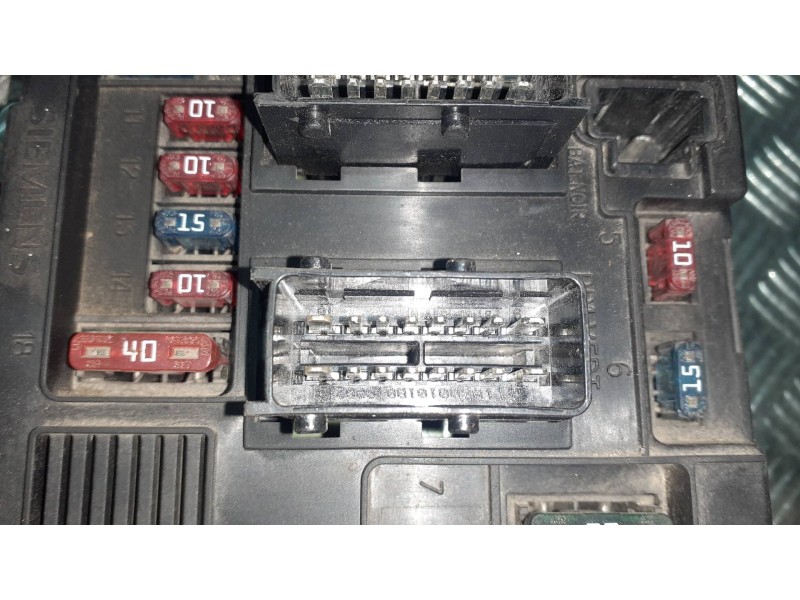 Recambio de caja reles / fusibles para citroen c5 berlina referencia OEM IAM S118470003E BSM B3 964349888000