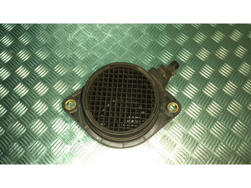Recambio de caudalimetro para kia cee´d referencia OEM IAM 0281002723 281642A4401 5 PINES