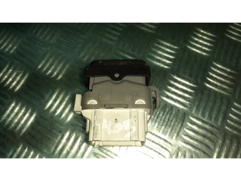 Recambio de interruptor para nissan qashqai (j10) referencia OEM IAM 2808203 6 PINES CIERRE PUERTAS
