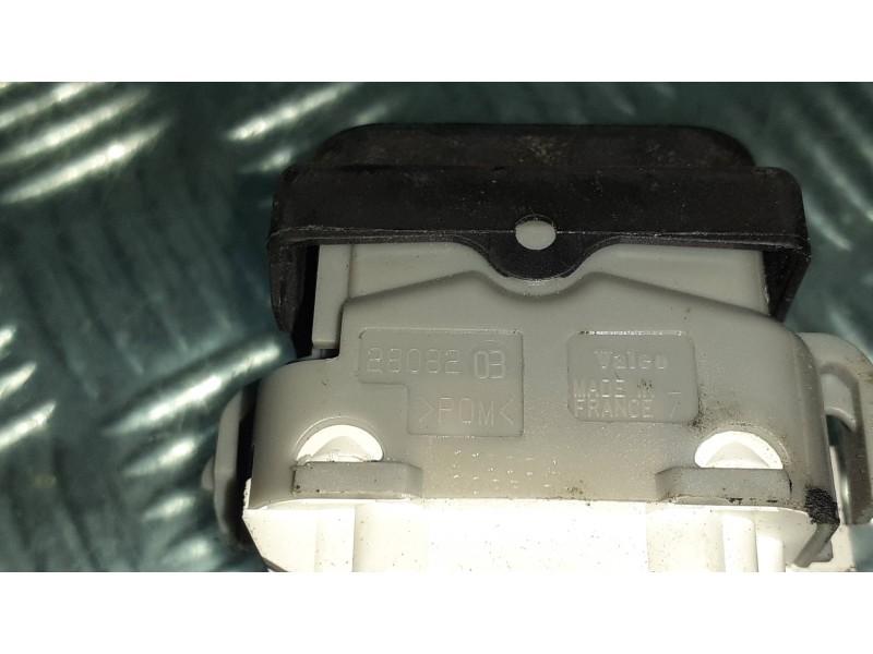 Recambio de interruptor para nissan qashqai (j10) referencia OEM IAM 2808203 6 PINES CIERRE PUERTAS