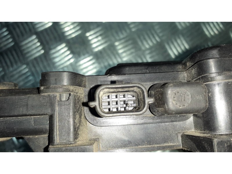 Recambio de modulo electronico para renault megane iii berlina 5 p referencia OEM IAM 243800011R 020911071305 