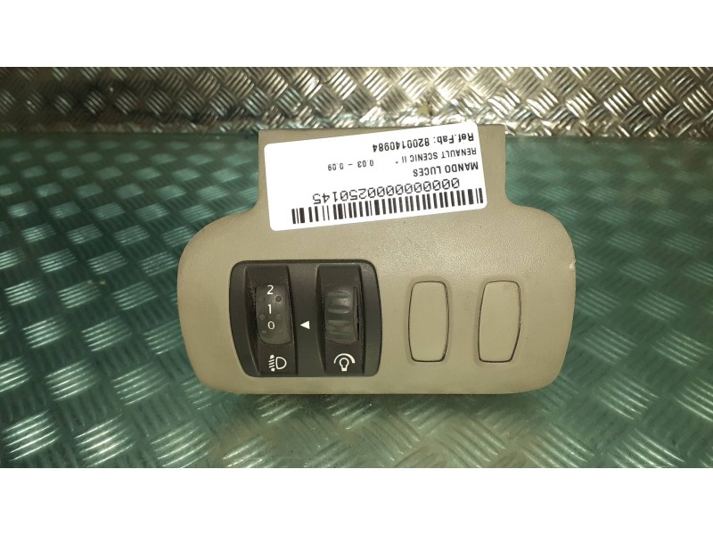 Recambio de mando luces para renault scenic ii referencia OEM IAM 8200140984  5 PINES