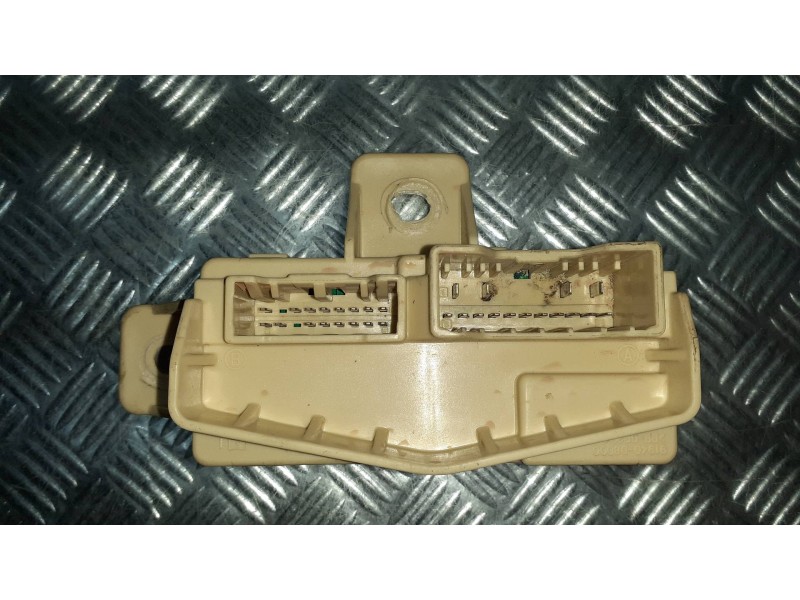 Recambio de caja reles / fusibles para kia xceed referencia OEM IAM 91940J7010 C10 CDO10LCK104C147310400001