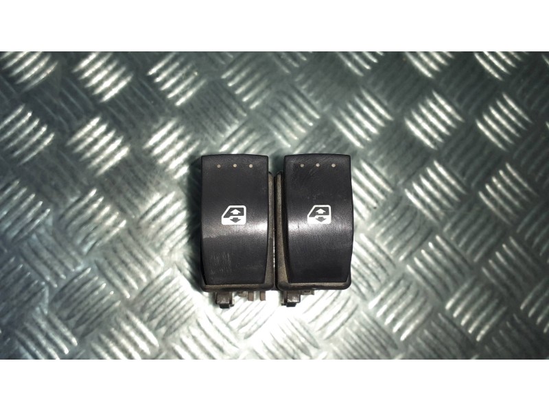 Recambio de mando elevalunas delantero izquierdo para renault scenic ii referencia OEM IAM   10 PINES