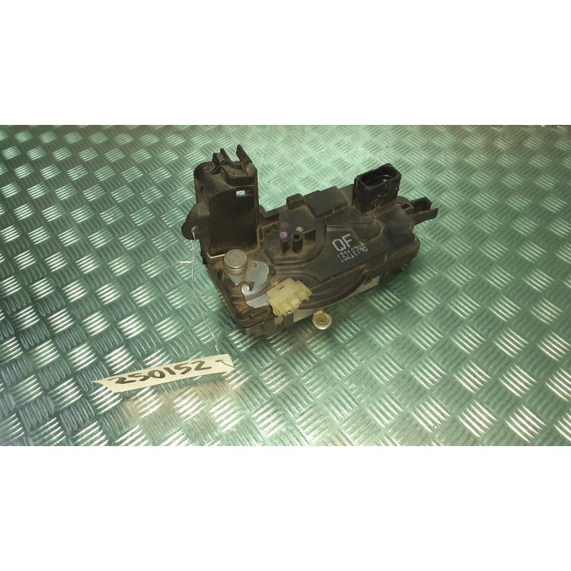 Recambio de cerradura puerta delantera izquierda para opel zafira a referencia OEM IAM 13210748  5 PINES