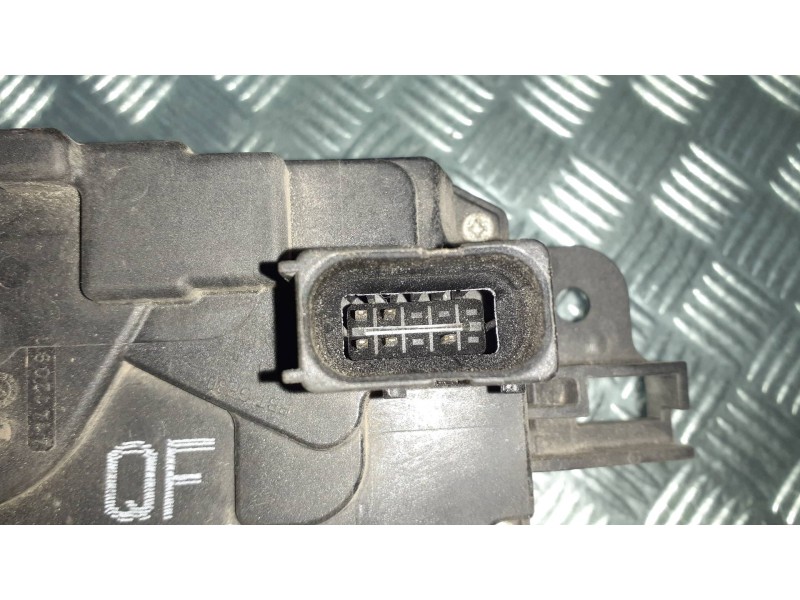 Recambio de cerradura puerta delantera izquierda para opel zafira a referencia OEM IAM 13210748  5 PINES