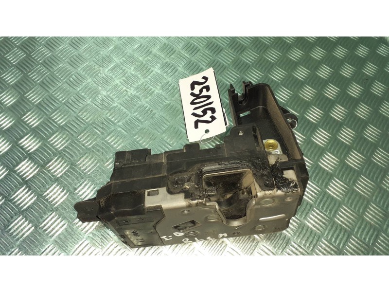 Recambio de cerradura puerta delantera izquierda para opel zafira a referencia OEM IAM 13210748  5 PINES