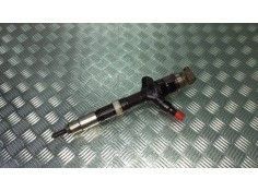 Recambio de inyector para toyota corolla verso (r1) 2.0 d-4d luna referencia OEM IAM 236700G010 07G05974 2 PINES