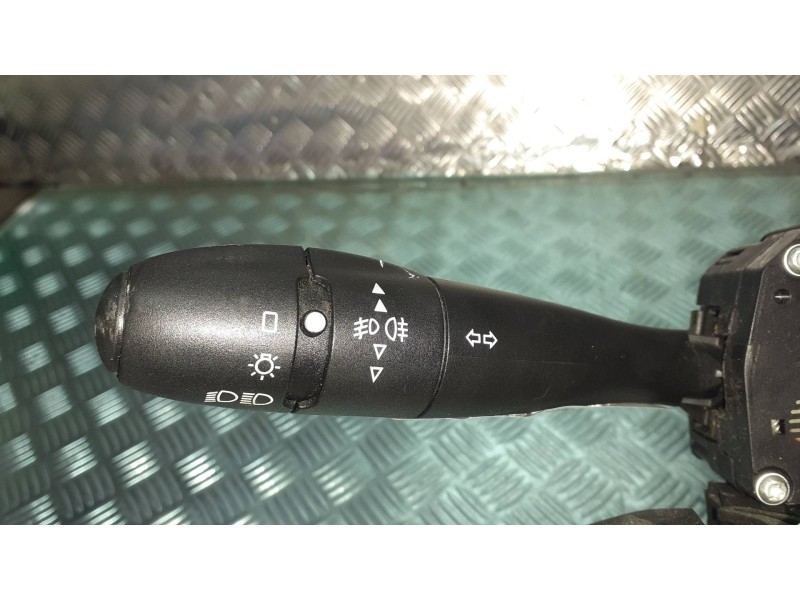 Recambio de mando multifuncion para citroen c5 berlina referencia OEM IAM 96611303XT 61937007 COM2003