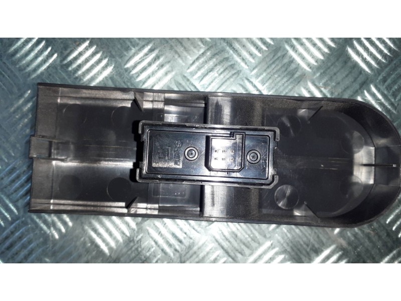 Recambio de mando elevalunas delantero derecho para opel zafira b enjoy referencia OEM IAM 13228709 1157K2 6 PINES