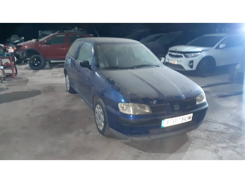 seat ibiza del año 2000
