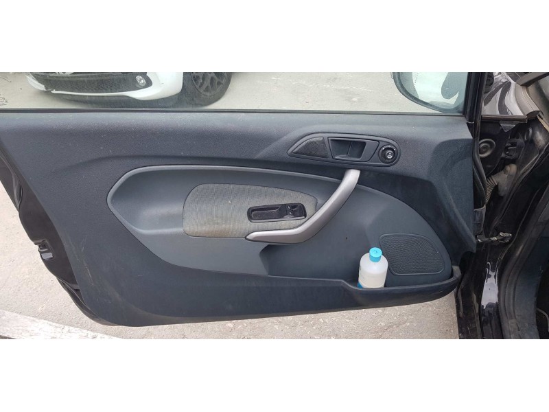 ford fiesta (cb1) del año 2010