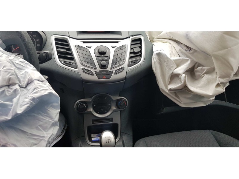 ford fiesta (cb1) del año 2010
