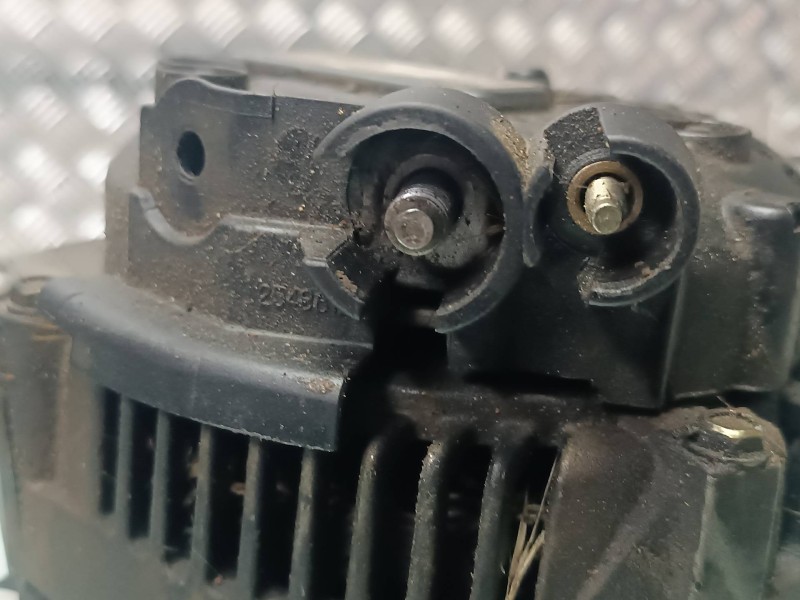 Recambio de alternador para citroen xsara picasso referencia OEM IAM 9645907880 2542681A VALEO